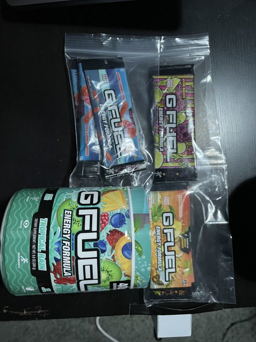 Zmoli53 ⚾️🎮 - 2 pic. New @GFuelEnergy order came! Shout out to @ObiJai for the code! Super excited to try these flavours! https://t.co/Bx05qXRcFA