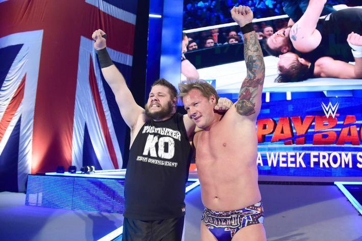 Los amigos de Kevin Owens. 