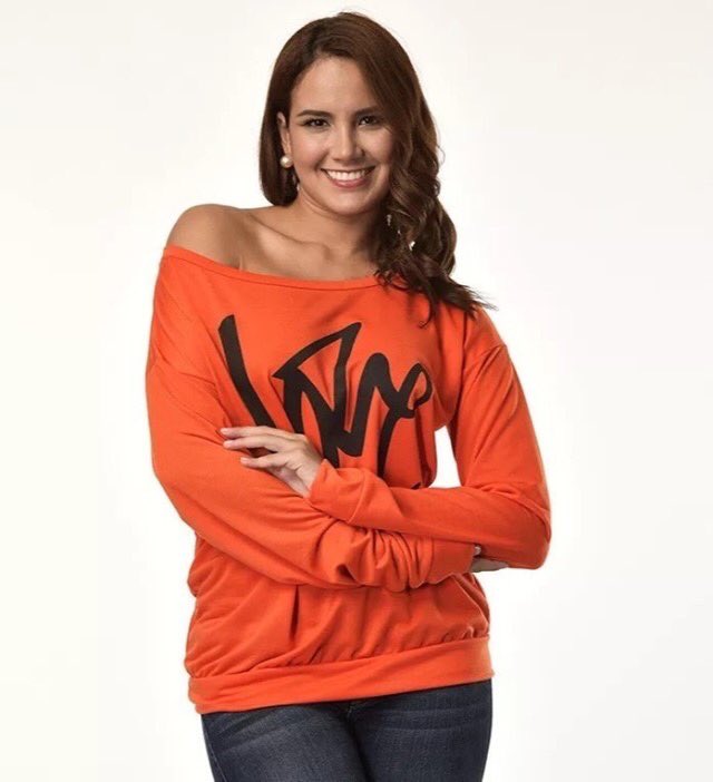 ShopCuteAF's tweet image. Our "LOVE" Cold Shoulder Sweatshirt is perfect for all your leisurewear needs. 

It's comfy, it's convenient, and of course, IT'S #CUTE! 

SHOP NOW at cutiebootymedia.com/tops.