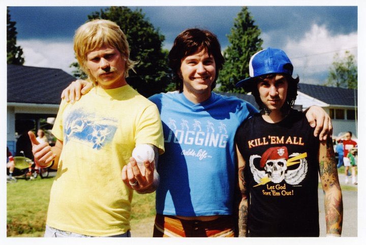 zara pineapple shorts