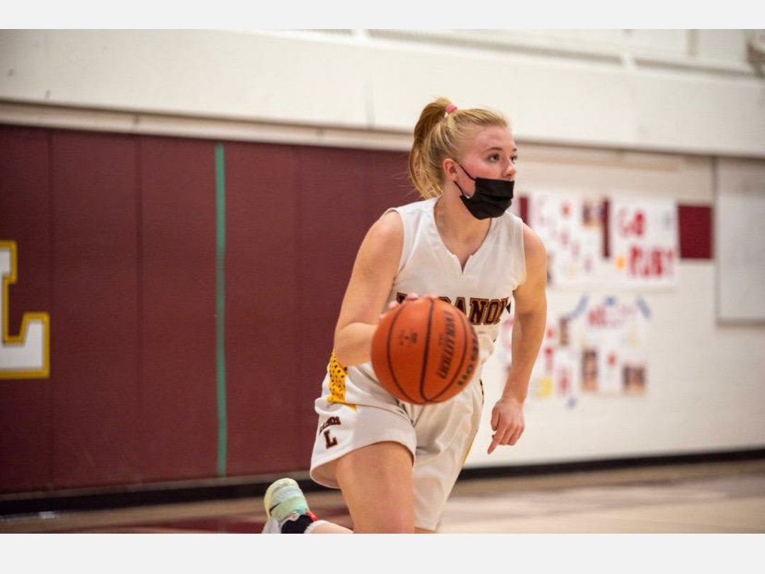 SNHSaints's tweet photo. C/o 2022 5foot8 PG @catcole2022 from Lebanon continues her strong play with 21pts 8rbs 4stls in the 52 to 26 win over Oyster River. Lead guard is showing why she was an All State Selection last SZN and will be again. https://t.co/yXV8Zlg9tI
