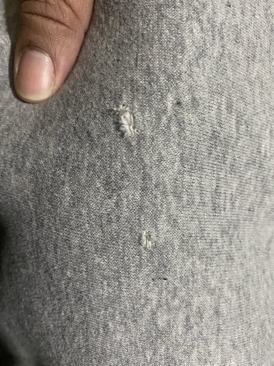 HillarynoBanks's tweet photo. Never known @Nike  to have bad products this is the second thing I’ve purchased recently and it had some defective material or fabric and I’ve only had it in two times 😭😡😒#annoyed #Nike  #hoodie #coldweather #damaged #help #Holes #coupleofweeksold #pissed https://t.co/sPmzqlzzKU