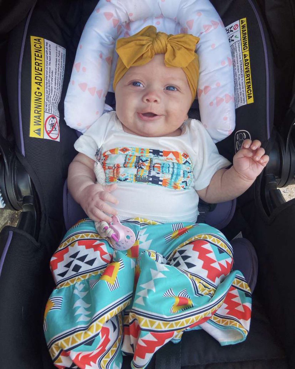 garry_moto's tweet photo. Let’s just take a moment and look at this beautiful little girl I get to call my daughter😍 https://t.co/64E3YCtOZ6