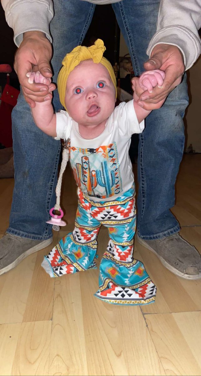 garry_moto's tweet photo. Let’s just take a moment and look at this beautiful little girl I get to call my daughter😍 https://t.co/64E3YCtOZ6