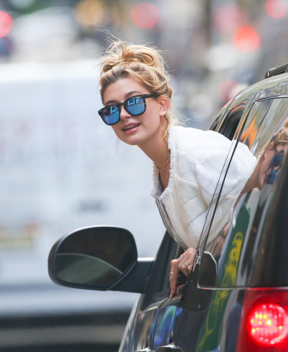 fetusbaldwin's tweet photo. hailey baldwin, 2015 https://t.co/KWC6a6pSs6