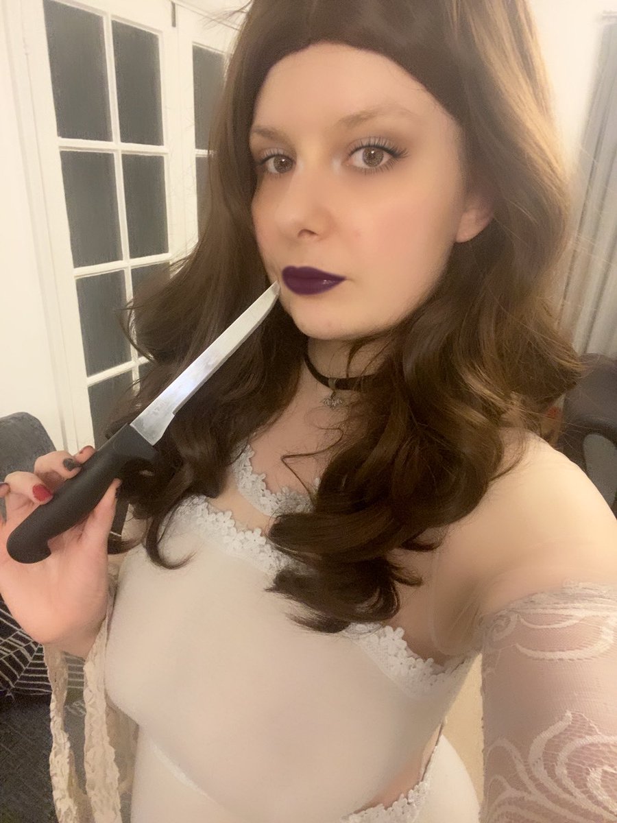 goremaidinhell's tweet photo. https://t.co/WmHz1zuqH7 Whedon is the worst but Drusilla is up! https://t.co/eDYO5tvzhi