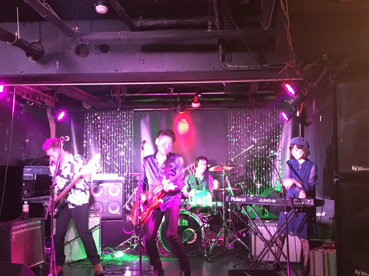 smallandsisters's tweet photo. 1/23(日)
LIVE &amp; SALON 夜想

出演
The Lula
Rough Mutts
small &amp; sisters 

17:30 open  18:00 start
￥2000(+1drink￥500)

こんなご時世ですが、遊びに来てもらえたら、ワイはめっちゃ嬉しい🐸 https://t.co/a2rZ73Kr8S