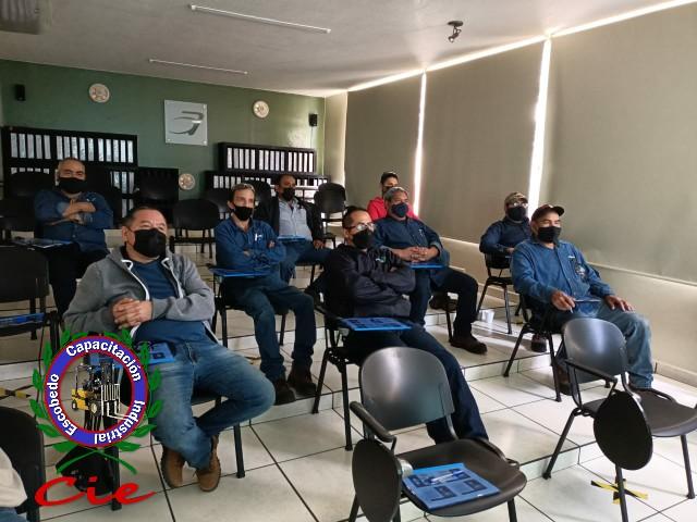 CIECapacitacion's tweet photo. 18 / enero /2022  #Curso de #capacitación Corte y #Soldadura
Sesión Teórica 
Empresa: Artifibras S. A. 
 Planta: #Uruapan #Michoacán 
#CapacitaciónCIE #STPS https://t.co/I1bYsHbwjf