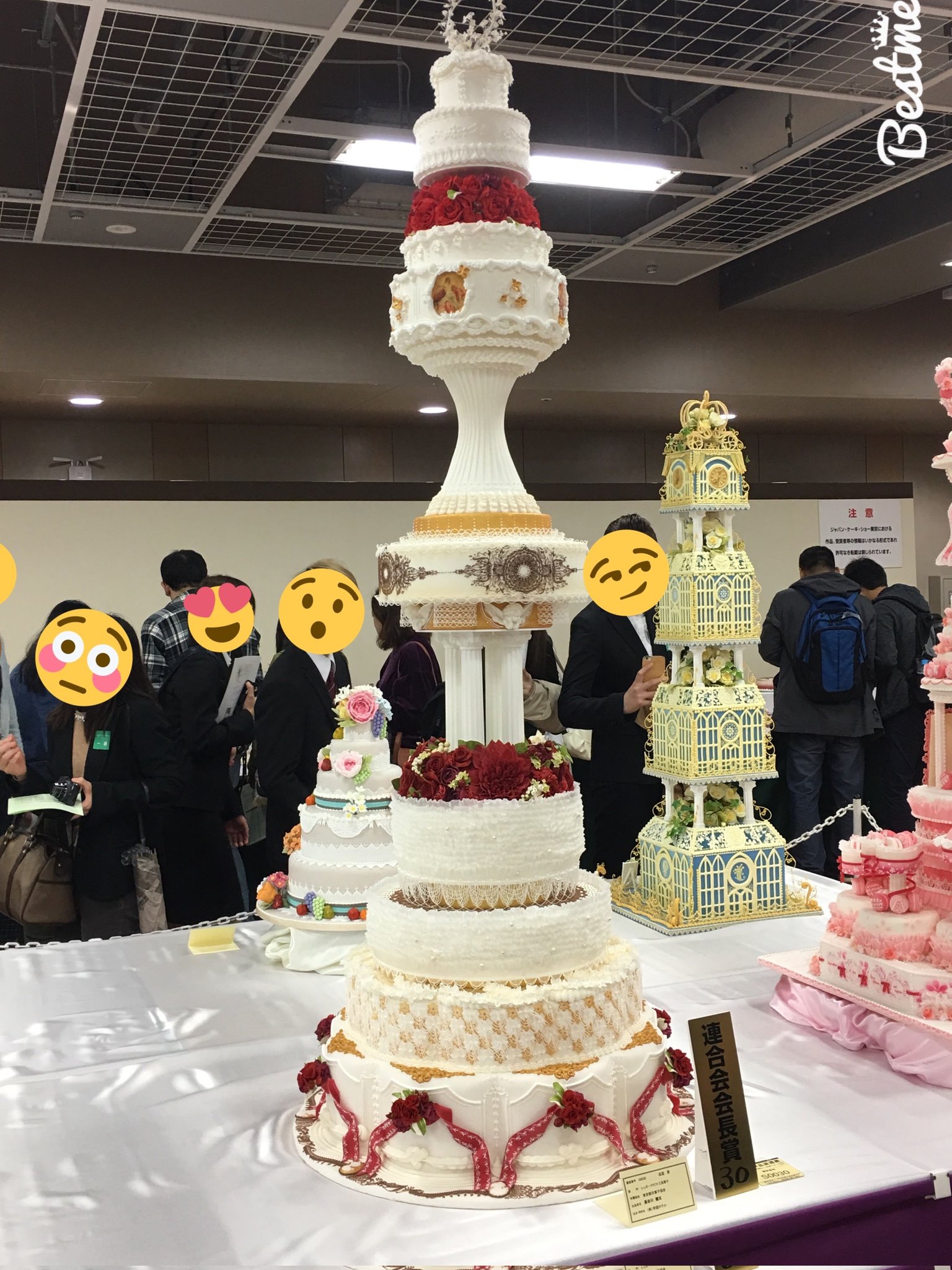 長谷川健太 𝐒𝐔𝐂𝐑𝐄𝐓𝐈𝐄𝐑 砂糖でお花を作ったりするウェディングケーキを作ってるパティシエです 観てくれている人に感動を送れるようなアーティストを目指します フォロワー以下の一次創作作家発掘フェス T Co Am5j1scddd Twitter