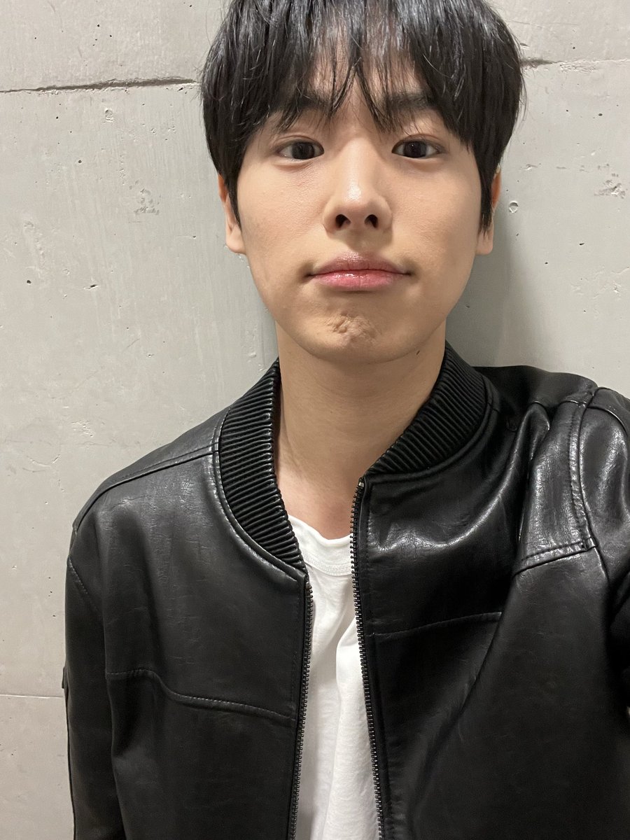 to__cbc's tweet photo. 왤케 커요미 https://t.co/XeWCMWypjL