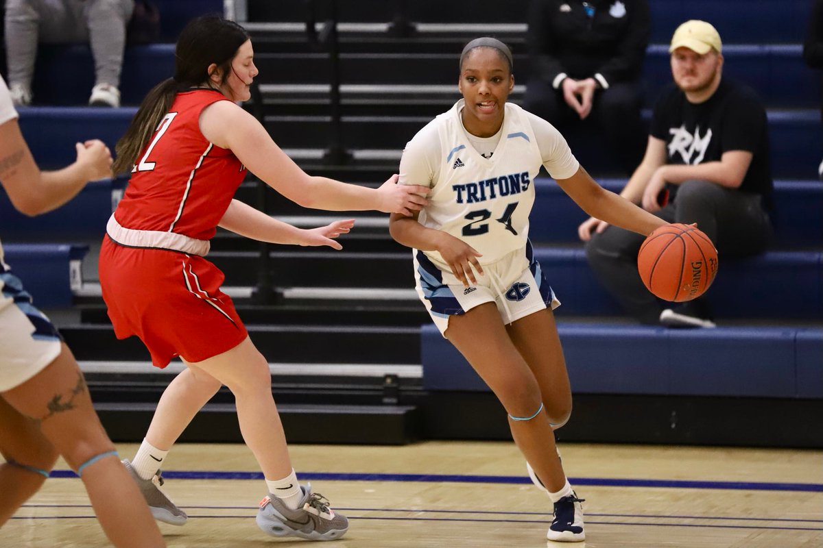 The <a href="/IowaCentralWBB/">Iowa Central Women’s Basketball</a> rallied past Southwestern Tuesday night <a href="/ICCACSports/">ICCAC Sports</a> 

ictritons.com/sports/wbkb/20…