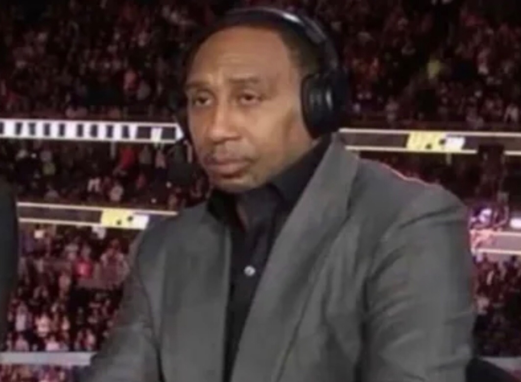 DrLongissimus's tweet photo. Me every time an ICU doc talks to me about electrolytes and pressors when asking for a scan https://t.co/XcwUyN08CT