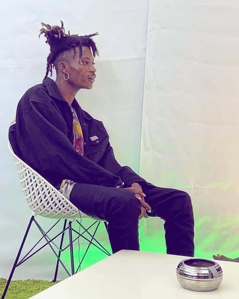 OmsEmpire's tweet photo. Next One β @chief__one on interview with @oneplayafricaa
Watch his video #Mekamo on YouTube: https://t.co/jMgs3ujpnG
πΈ: @WizaadFrames https://t.co/Vfj4pA0c3J