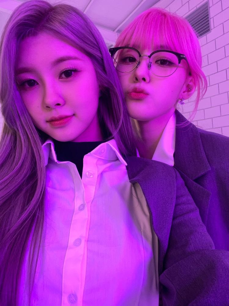dayeonselca's tweet photo. https://t.co/fs9oEW0iTo