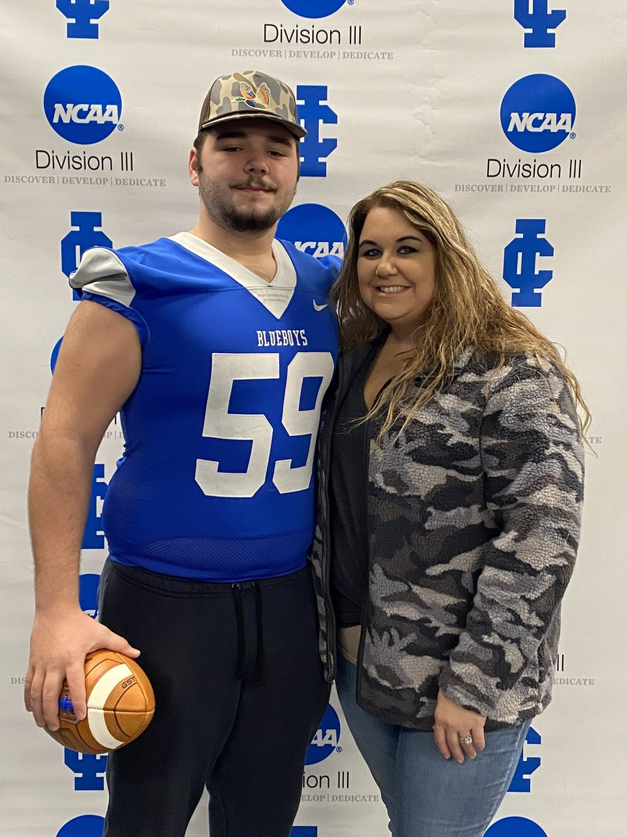 cmdscroggins59's tweet photo. Great visit today at Illinois College @football_dawson @Coach_RReid @IC_Football @CoachDeFrisco @RecruitGeorgia https://t.co/YdJZYi7bX4