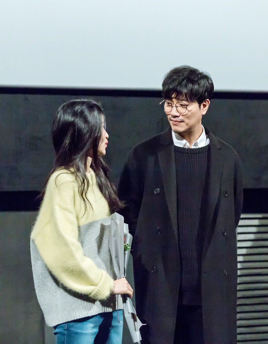sowhatheesoon's tweet photo. 이 다정한 눈빛과 분위기는 볼 때 마다 설렘 https://t.co/NtW8GrMvZ8