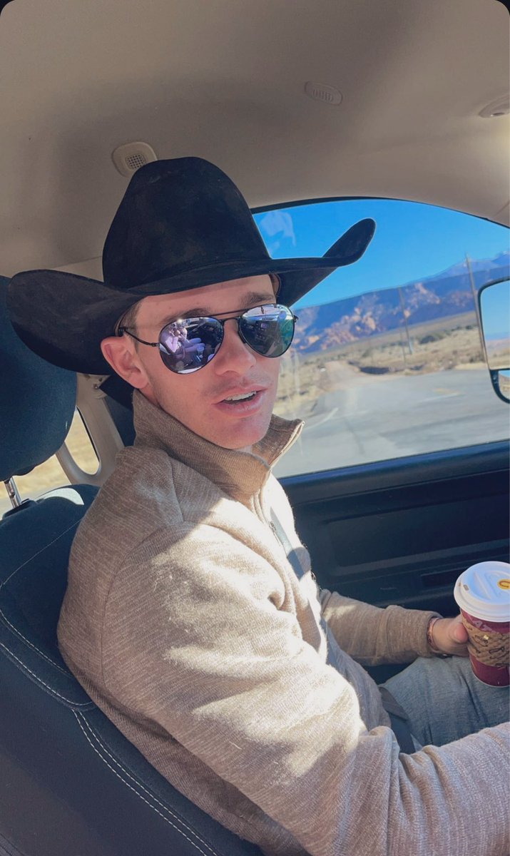 carly christian tweet media