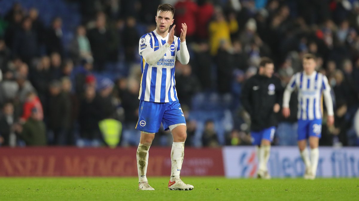 BHAFC's tweet photo. Thanks for your superb support again tonight, #BHAFC fans. 💙 Massively appreciated. 😇 https://t.co/1EClV7bc6L