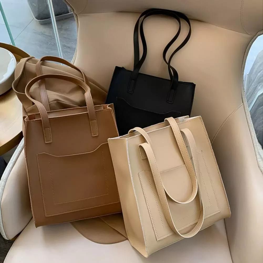 baranggcewe's tweet photo. totebag beige under 40k! 

https://t.co/ZowHz7PKUC
35k https://t.co/79W7NLbIKc