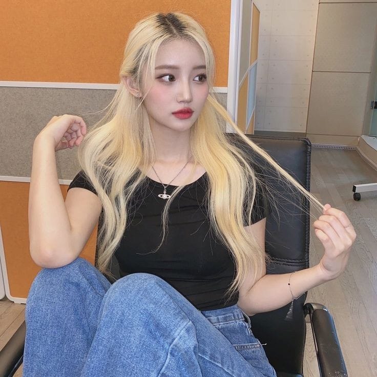 kthiluvy's tweet photo. seoyeon te amo uno dos 서연 LEE SEOYEON #SEOYEON #이서연 #FROMIS_9  #프로미스 
@realfromis_9 https://t.co/ElddAFQRvt