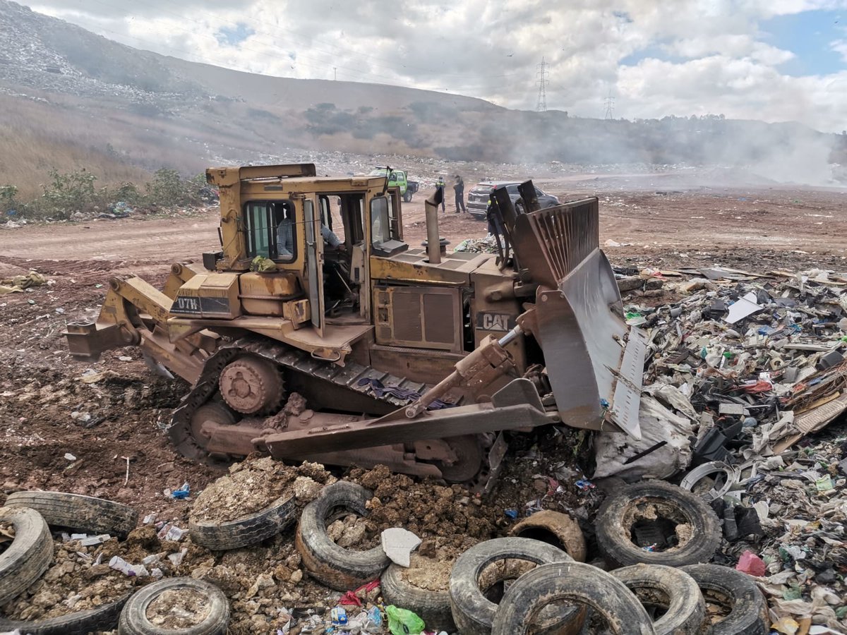 AlcaldiaDCHN's tweet photo. #OrdenPúblico #ControlDeAlimentos #AtenciónaDenuncias #Línea100
Las más de 300 libras de pescado en mal estado decomisadas este martes por personal de la Alcaldía Municipal del Distrito Central (AMDC) fueron...
Ver más en: https://t.co/Lj2Bzn9JaJ https://t.co/6CjEn5x71n