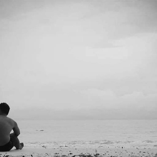 TimothyChua10's tweet photo. Reaching my 4th year is no easy streak. I've been hurt physically, mentally, and psychologically. I lost trust of the old people and gained new ones. But despite all these damages, #imstillstanding and ready for another year. #hbdtimmy🎉🥳 #PLHIV #alterdumaguete #thousandthpost https://t.co/EPusDbkm7P