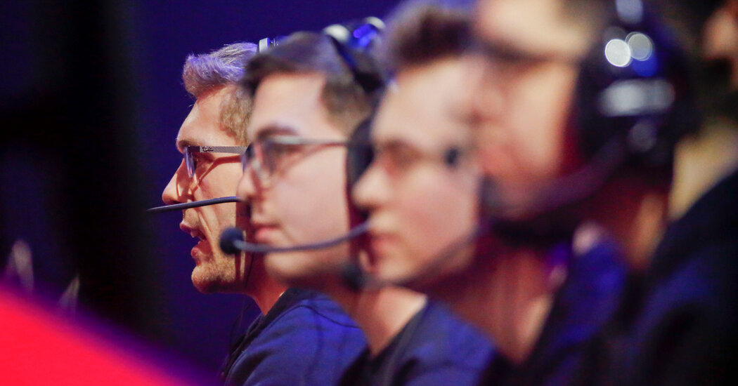 ETFsStockPicker's tweet image. #Microsoft_Corp #Activision_Blizzard_Inc #Computer_and_Video_Games Gamers Greet Microsoft’s Activision Deal With Guarded Optimism dlvr.it/SHN8jF bit.ly/3euPGwc