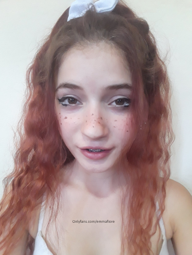 Esta si es una foto MUCHO MAS VIEJA jaajaj :3 https://t.co/mOs6VdbneG