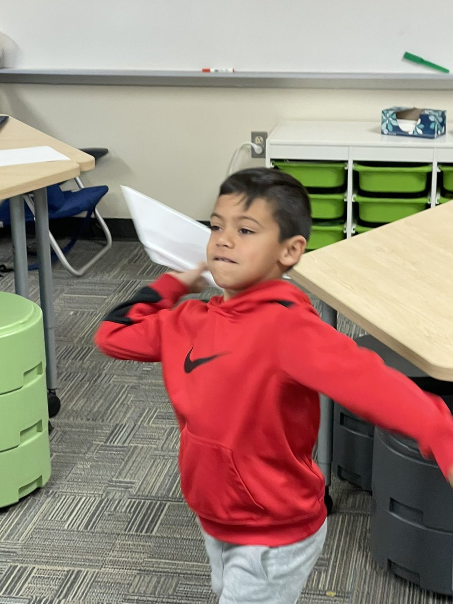 MillerSciSpdway's tweet photo. Today we hung out with #JazzyJet and had a BLAST learning about aerodynamics! @Quirkles #STEMifyYourLifeKISD #KISDBEST #TallyBEST https://t.co/7A24SZPM6u