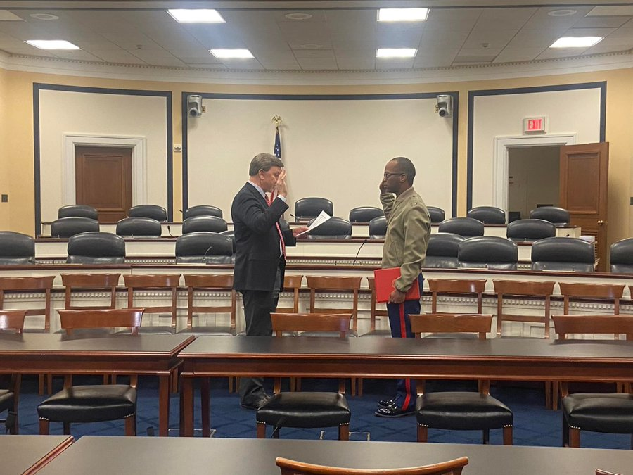 RepMikeRogersAL's tweet photo. Today, I had the honor of administering the oath of office to USMC corporal Jalen Drummond, my former intern from Randolph county. We are all so incredibly proud of you Jalen! #AL03 https://t.co/tDykqfPWwd