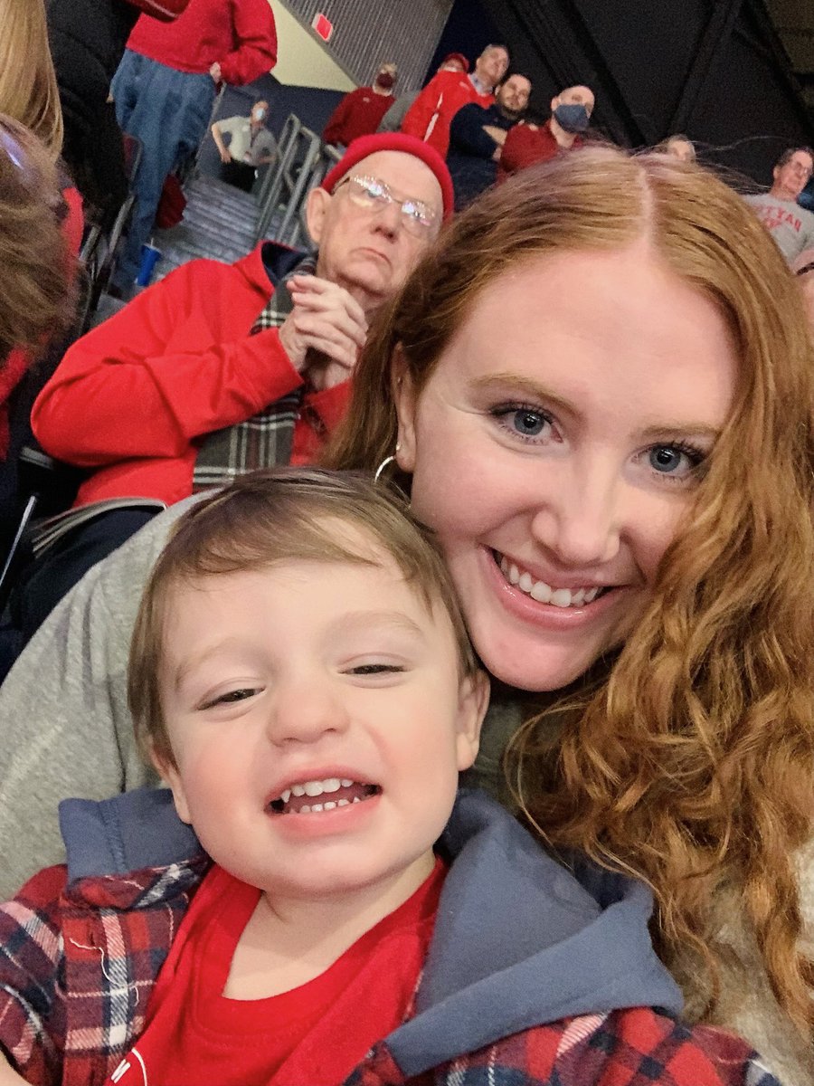 roalef's tweet photo. Flyer fan since day one #dayton6th https://t.co/8t77MzuHtL