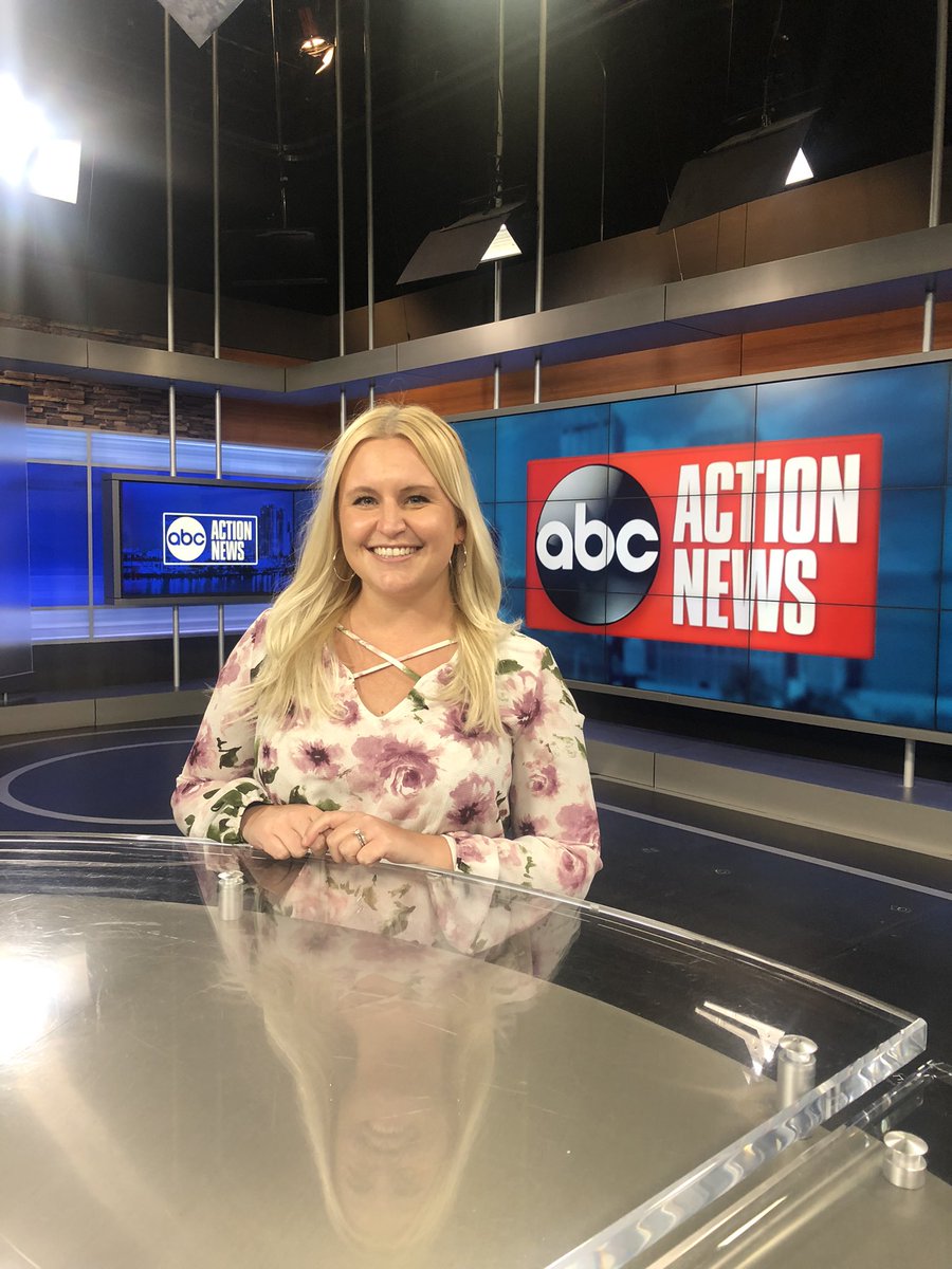 ACRNewsie's tweet photo. How is started vs. how it’s going, news edition. Grateful to be moving up in the world. #primetimebaby 🎥 https://t.co/MaudsBiV8O
