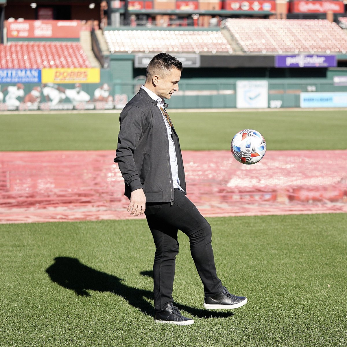 MattSebek's tweet photo. Finally fulfilled a boyhood dream of occupying shortstop at Busch Stadium…only with skinny jeans and a soccer ball. 🤷🏻‍♂️ https://t.co/ec427b28W6