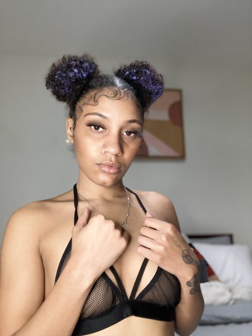 You know what I got to offer 😏 https://t.co/rDjQ2SojYb https://t.co/p0u00ZVBGH<a href="/tag/babe"class="tags"><span>#babe</span></a><a href="/tag/adultwork"class="tags"><span>#adultwork</span></a><a href="/tag/subscribe"class="tags"><span>#subscribe</span></a><a href="/tag/onlyfans"class="tags"><span>#onlyfans</span></a><a href="/tag/sellingcontent"class="tags"><span>#sellingcontent</span></a>