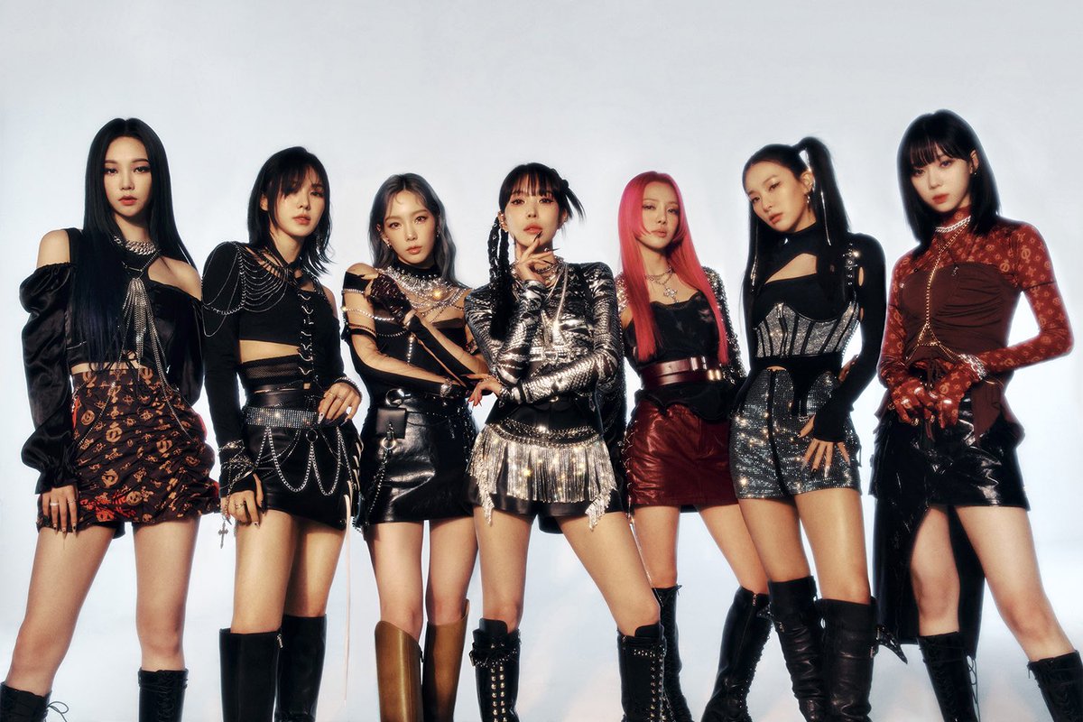 GirlsOnTop_SM's tweet photo. ‘퍼포먼스 갓’ GOT the beat, 1월 27일 ‘엠카운트다운’ 출격!
화제의 신곡 ‘Step Back’ 스페셜 무대 선사!

https://t.co/JLEbEn7X3E

#GirlsOnTop #GOT #걸스온탑
#GOT_the_beat #갓더비트
#StepBack #GOT_StepBack https://t.co/gIiDaqEc2t