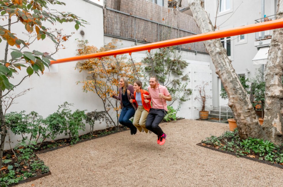 #TumblrUpdate
[📷: SUPERFLEX. One two three Swing! 2018.]
—
#Superflex #TumblrTuesday
👋 Visit lucasartres.tumblr.com to see more work from our visual arts fellows.