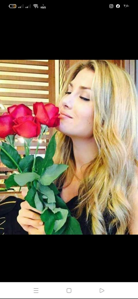 يا رفيق الروح بعدك عني يؤلمني
وأنت للقلب نبض ونبضك يحييني
تقسو علي بحب أنت صاحبه
فأين حبك من سهدي يشفيني
وأين حبك من روحي فيوقظها
وأين حبك من ظمئي فيسقيني
يا رفيق الروح شعري لست تجهله
وأنت في الشعر حروف تظل تغريني
هواك خيالي.. وشعري.. وأغنيتي
وحبر حروفي أمل منك 
مجدي البوب ✍️✍️✍️