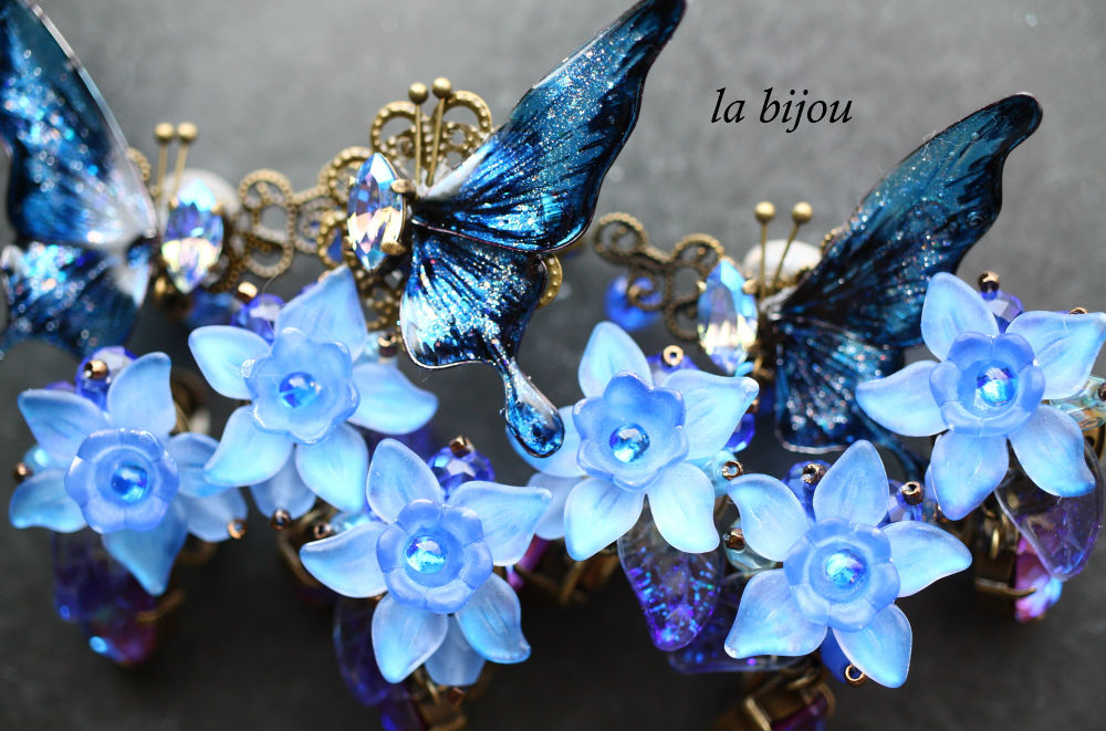 La Bijou 今の季節に似合う花 水仙 凛とした美しさのある花ですよね 私が作る水仙は ふわりと光を帯びた青 こちらもアイテムを増やしたい 青の水仙のシリーズ ネックレスをminneさんで展開中です T Co V1f8cjpkea T Co Zvgijbm0qt La Bijou 今の季節に似合う花 水仙 凛とした美しさのある花ですよね 私が作る水仙は ふわりと光を帯びた青 こちらもアイテムを増やしたい 青の水仙のシリーズ ネックレスをminneさんで展開中です T Co V1f8cjpkea T Co Zvgijbm0qt