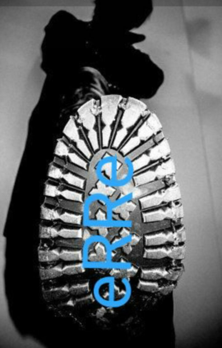 ecos_jm's tweet photo. @eRRementalRock Que digan misa UD junto con la #Rocksfera y #SonicArsenal @karipunk
fueron los últimos pilares de la @r101ck https://t.co/QNXsT9K3yr