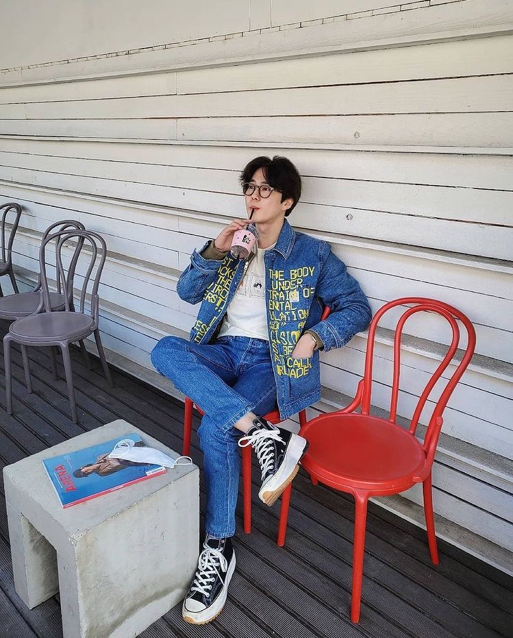 ㅤ
ㅤㅤㅤ꯱o o𝘀 frɑcos tᧉ𝗺 ꯱υ‌gār ᧚ᥲddч
ㅤㅤㅤ  O 𝗴ostoso ᥲǫuι së ba𝗻cꪖ 💋
ㅤ