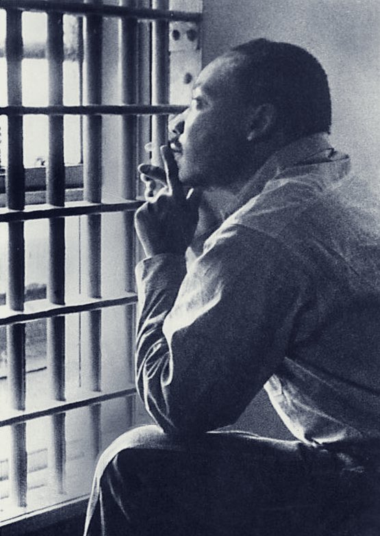 KING CHALLENGE

Before sharing another quote from my father and/or asserting what he would stand for today, read #LetterFromBirminghamJail in its entirety and reply to this tweet with something you learned. 

Share this challenge.

Letter: africa.upenn.edu/Articles_Gen/L…

#MLK #MLKDay