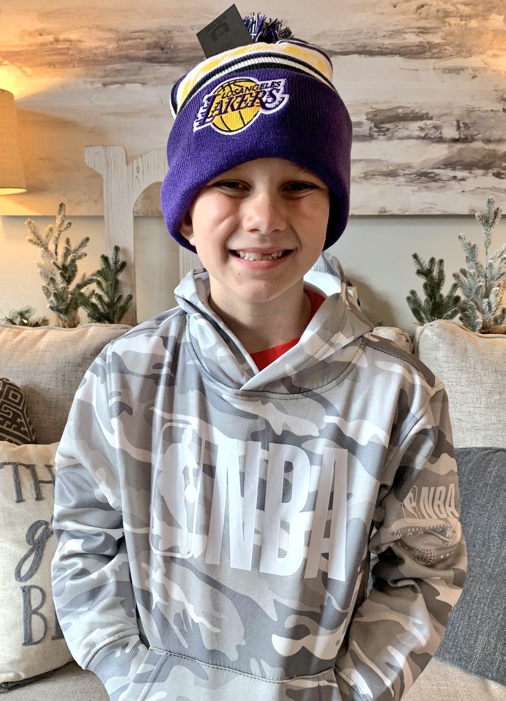 SmellyPirateBRB's tweet photo. @KingJames my 8-year-old (James) messed around and settled the GOAT debate NBD @Lakers https://t.co/1NUYritLFl