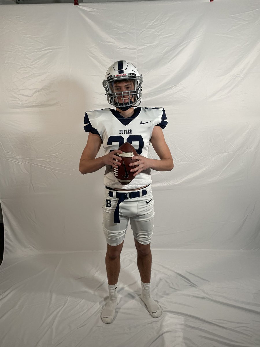 After a great visit, I am blessed to say I have receiver an offer to play D1 football at Butler University! Thank you <a href="/coachcobwhite/">Jacob White</a> @CoachU_BU <a href="/JoeCheshire/">Joe Cheshire</a> for this incredible opportunity! <a href="/ButlerUFootball/">Butler Football</a> <a href="/CNendick25/">Chris Nendick</a>