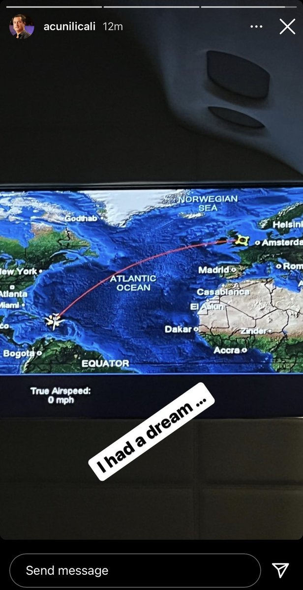 HullCityStats's tweet photo. Soon to be New City Owner Acun Ilicali is on his way to Kingston Upon Hull!✈️ 

“I had a dream” 👀🇹🇷

#hcafc #acunilicali https://t.co/VbJ3mXEwNZ