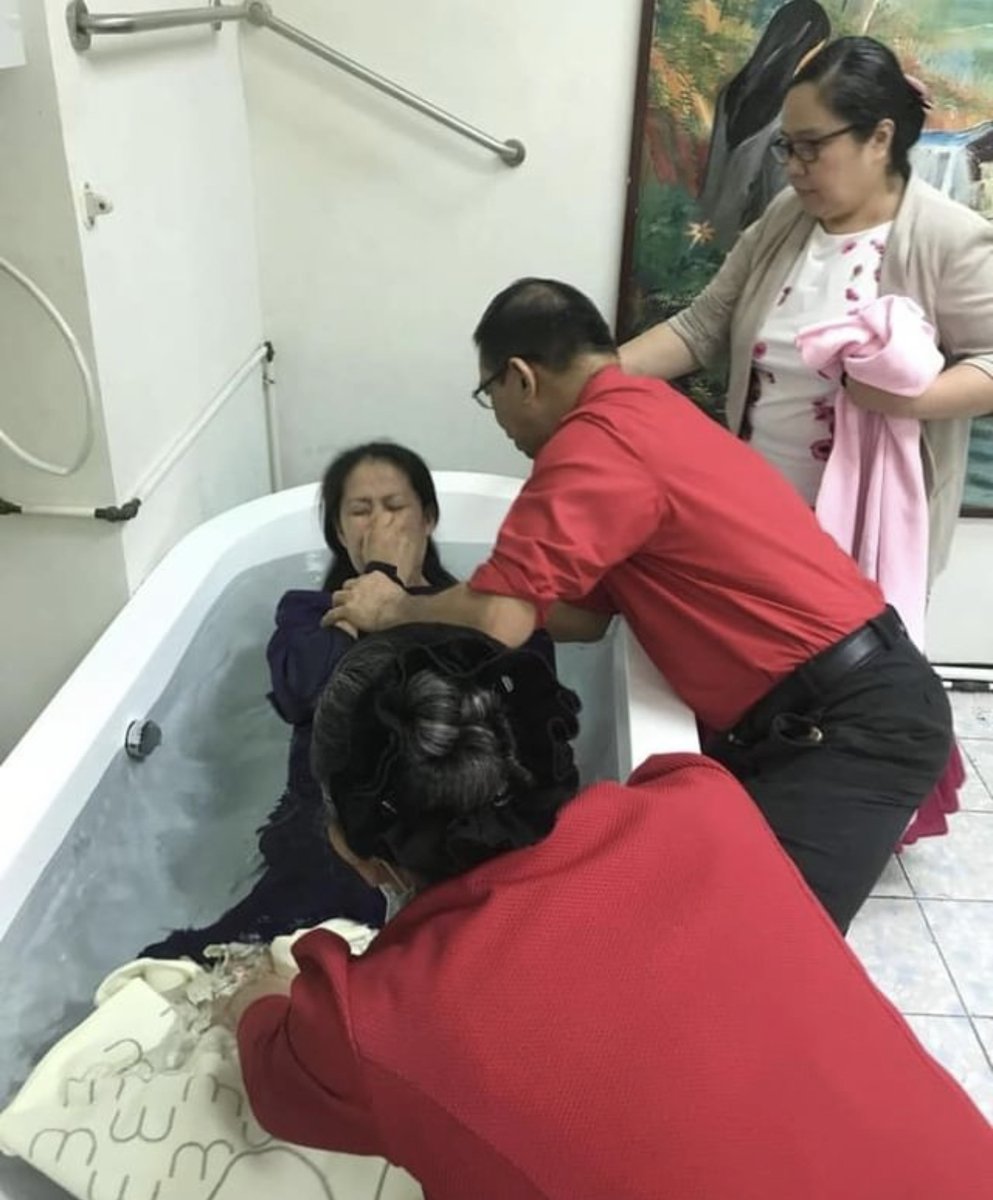 UPCIORG's tweet photo. From Global Missions:
UPC Hong Kong &amp; Macau NLF weekly report from November:
Over 450 were in attendance! 2 were baptized and many were refreshed in the Holy Ghost!
~ Lynette N Stephen O'Donnell (missionaries to Hong Kong)
#globalmissions #upci #discipleship #lAMGLOBAL https://t.co/x1XAslF7a1