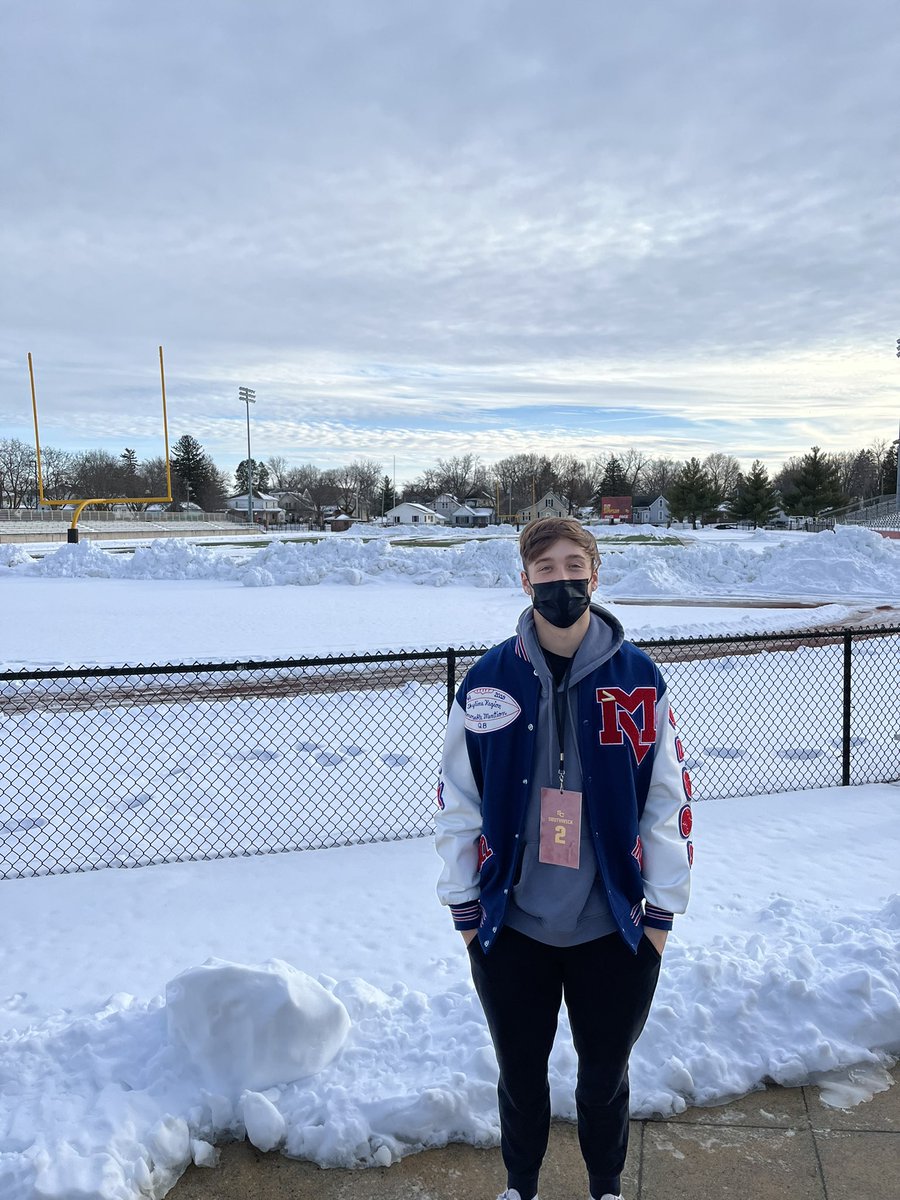 MicahSouthwick's tweet photo. Thank you to @CoachBTovey @jrhoff26 and @scstormfootball for having me out today talking football and touring campus. @MVRocketsFB https://t.co/QPItEX6INJ