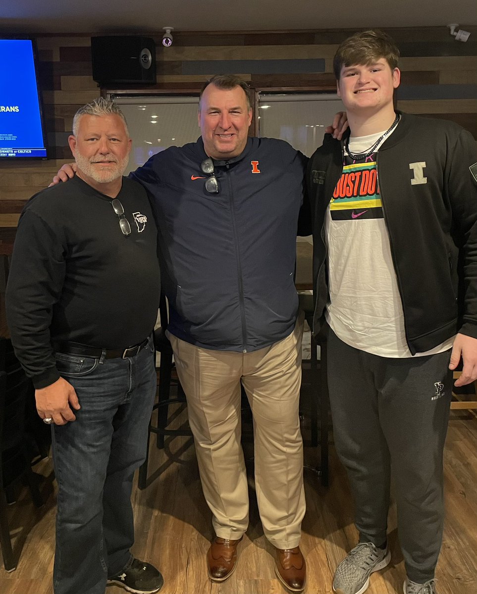 Had a great time hosting HC Bret Bielema of the University of Illinois at the Billy Goat tonight. #GoIllini