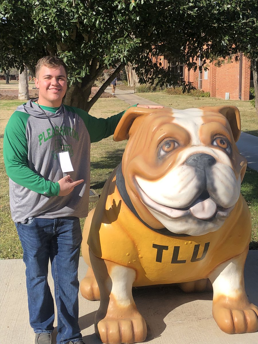 PeytonCE58's tweet photo. Thanks @TLU_Football for the official visit! #TLU @RecruitsCenTex @PleasantonFB https://t.co/rNT8St7Ax0