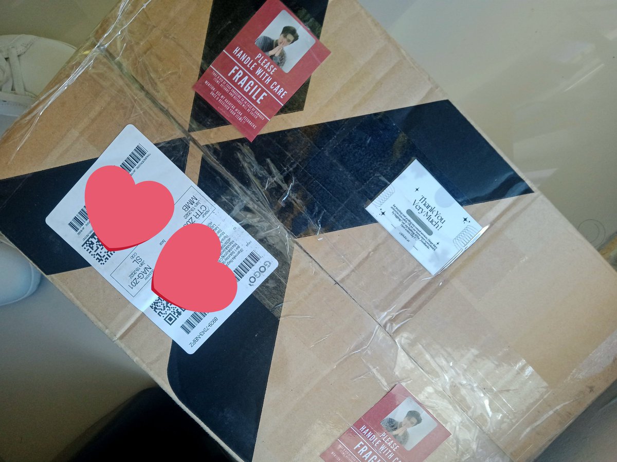 12O4basket's tweet photo. thank you so so much @jishahicart for taking care of my merch!! my items came home safe and secured. highly recommended if you need a metro manila consol #Sha_Feedbacks https://t.co/3gdtZB5CZb