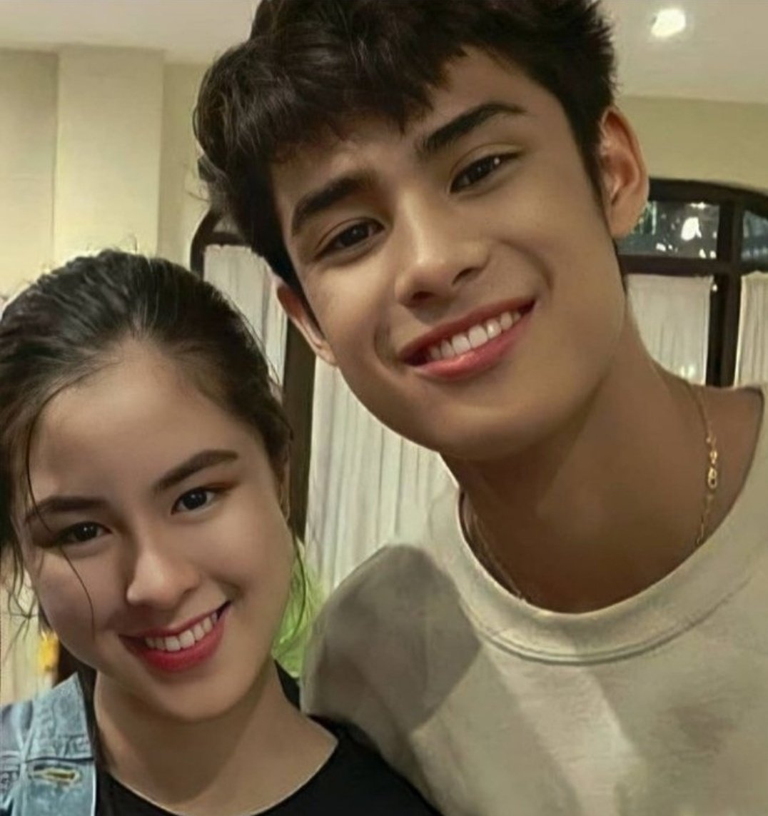 TheMissGhie's tweet photo. Since we're tweeting about DonKiss again, reply or qrt with your:
favorite edited dk photo
favorite dk ganap
favorite titig ni d kay k photo
and of course, your most favorite dk photo

here's mine
(and don't forget the default tags!)

✨DonKiss Family✨
#DonKiss | #DonKissFam https://t.co/56bshaY4bk